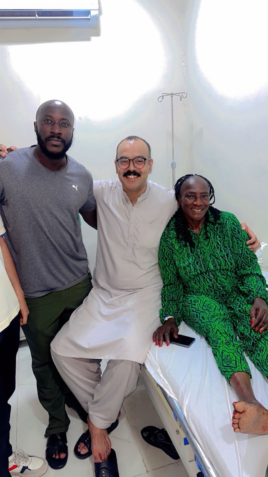 Patient with coordinator and doctor